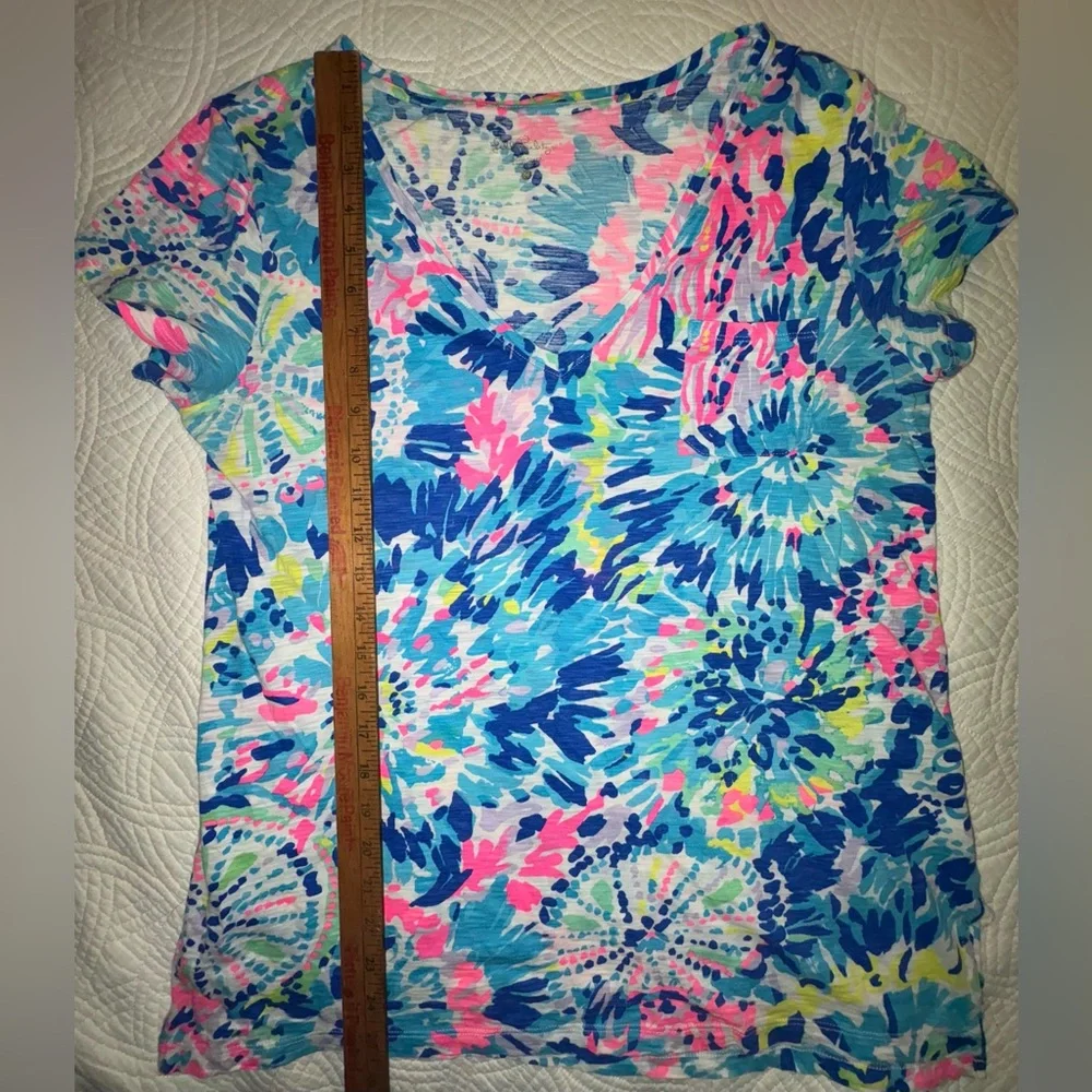 Lilly Pulitzer Colorful Floral Print T-Shirt Medium - Picture 4 of 6